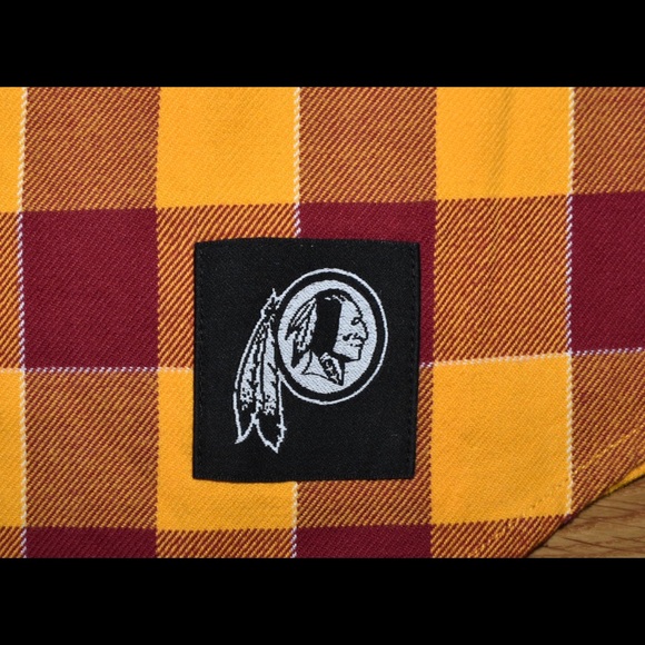 Washington Redskins Ladies Flannel Shirt - Picture 4 of 5